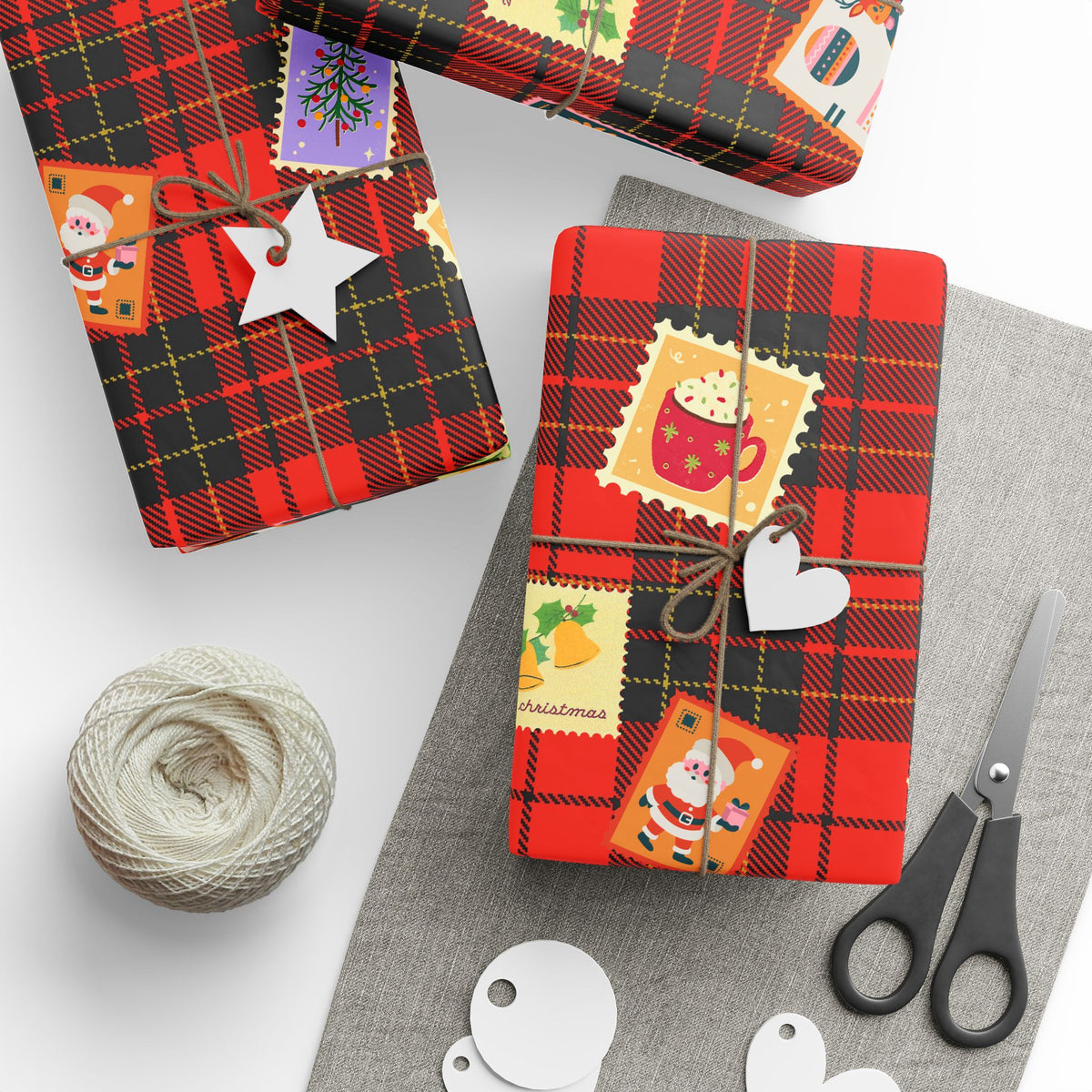 Christmas Plaid Wrapping Paper Roll – Festive Stocking & Gift Pattern