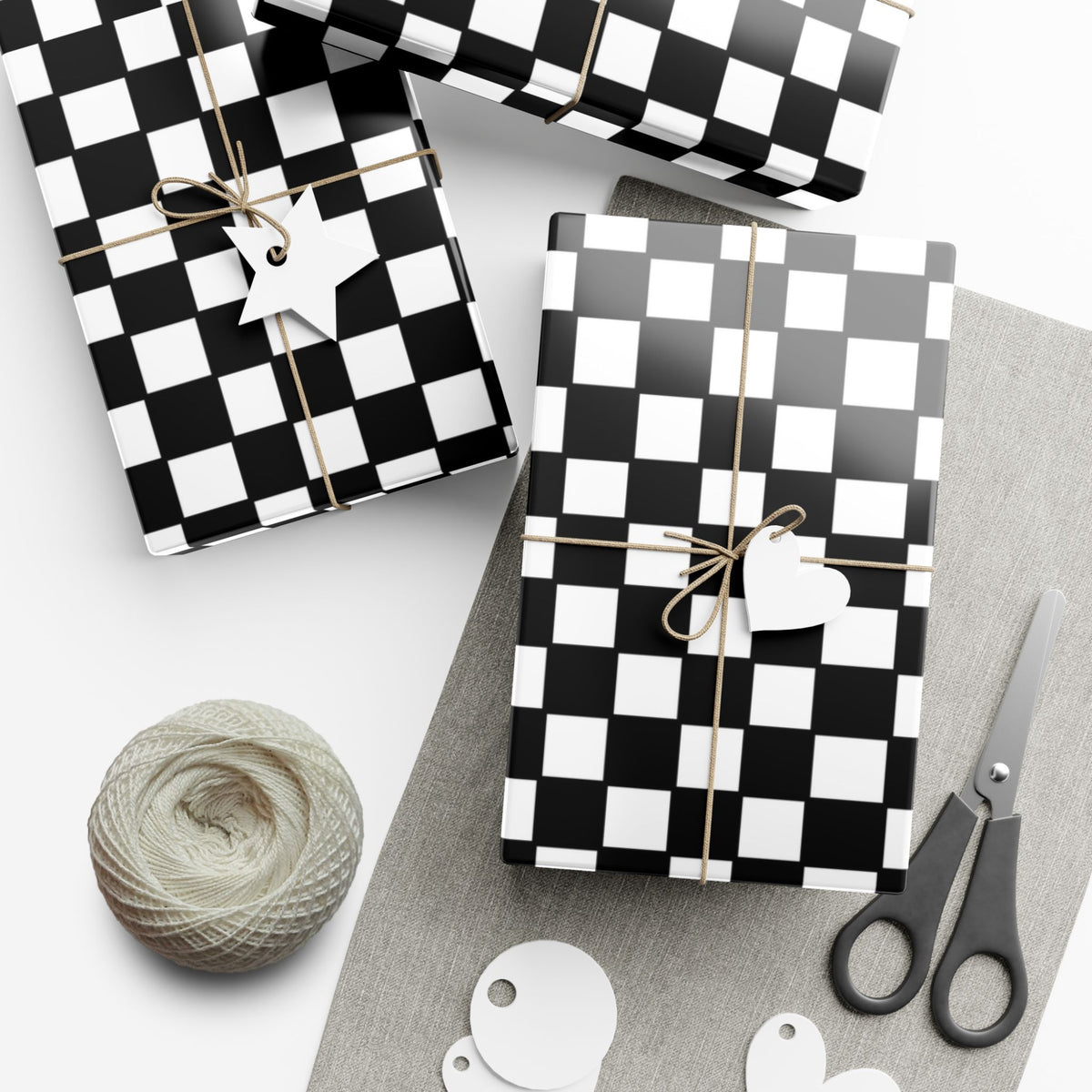 Perfect Christmas Checkerboard Black & White Gift Wrap Paper – Retro Racing Grid Wrapping Sheets